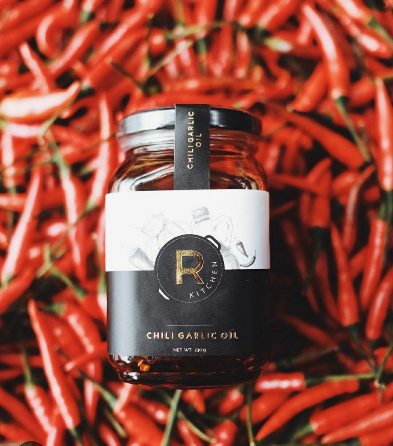 R Kitchen Chili garlic oil