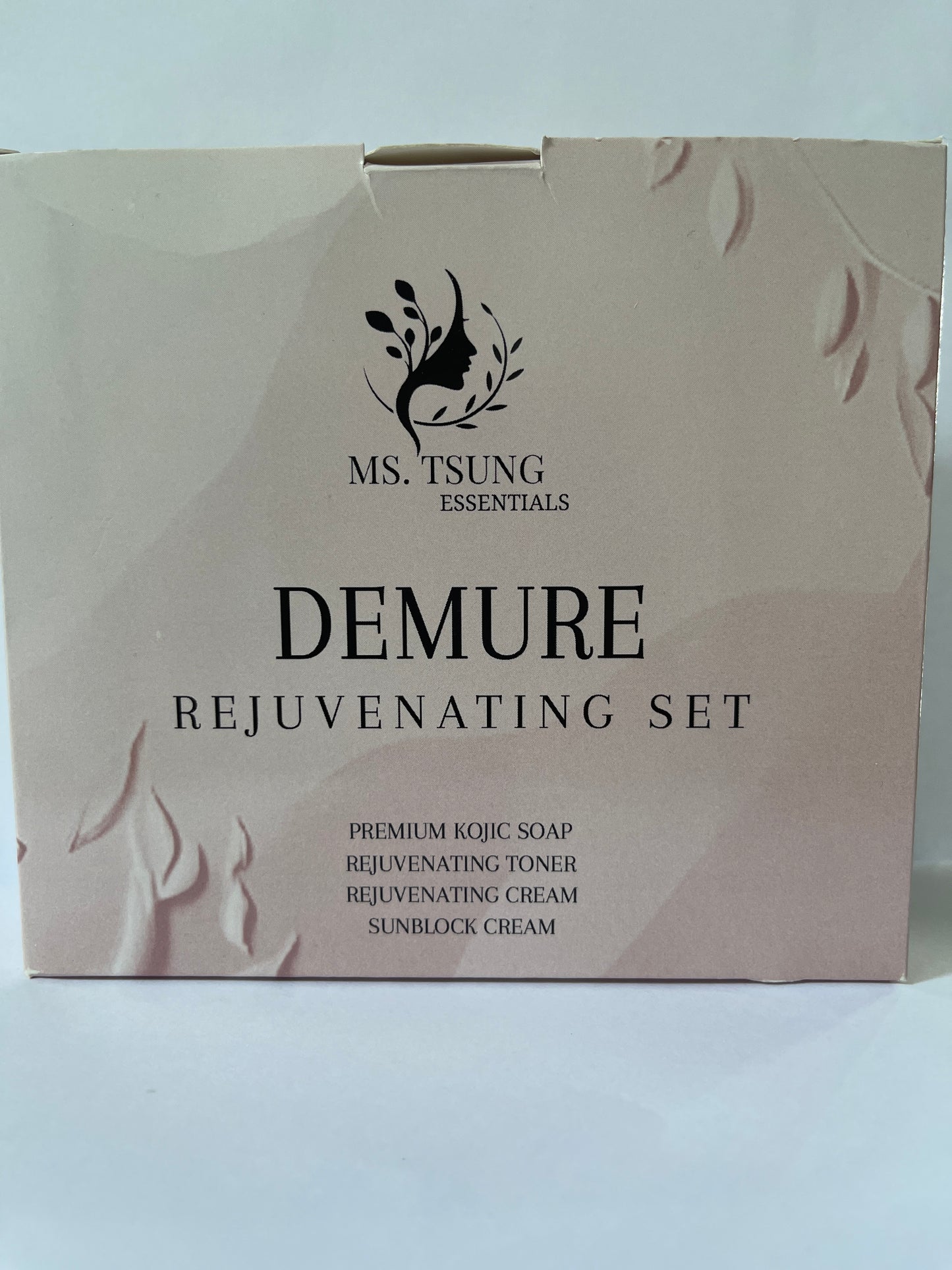 Ms.Tsung Demure Rejuvenating Set